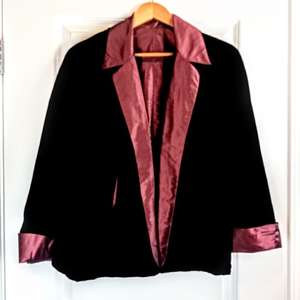 Vintage Maria Pinto Black Rose Wine Velvet Jacket